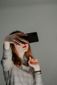 laura-chouette-EiYvU2prvrs-unsplash