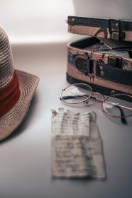 suitcase-7787948_1280